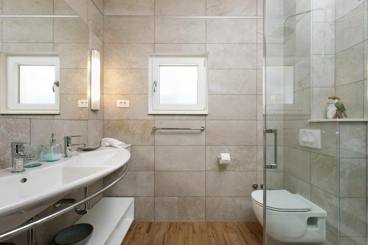 Villa Anadea With Hot Tub Overlooking Sea Trogir