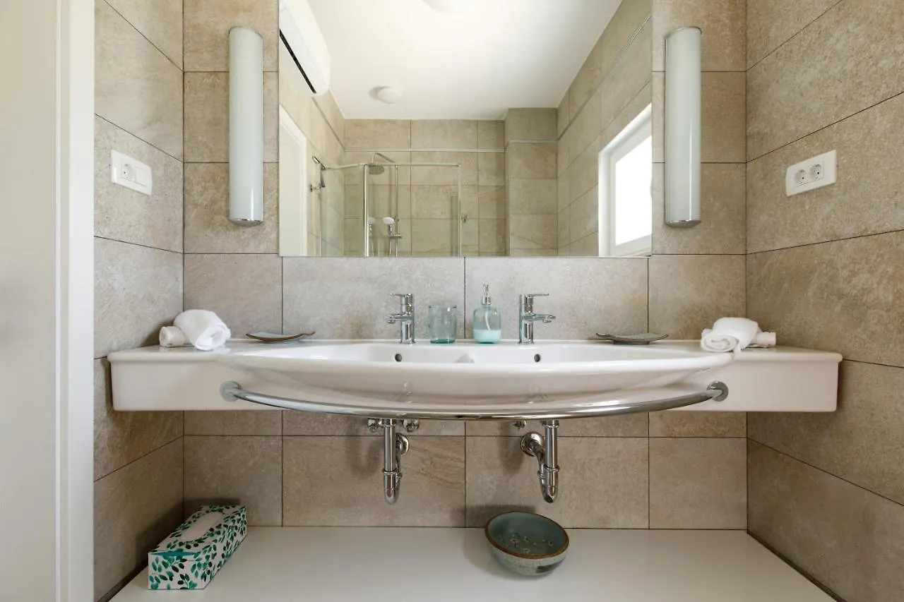 Villa Anadea With Hot Tub Overlooking Sea Trogir