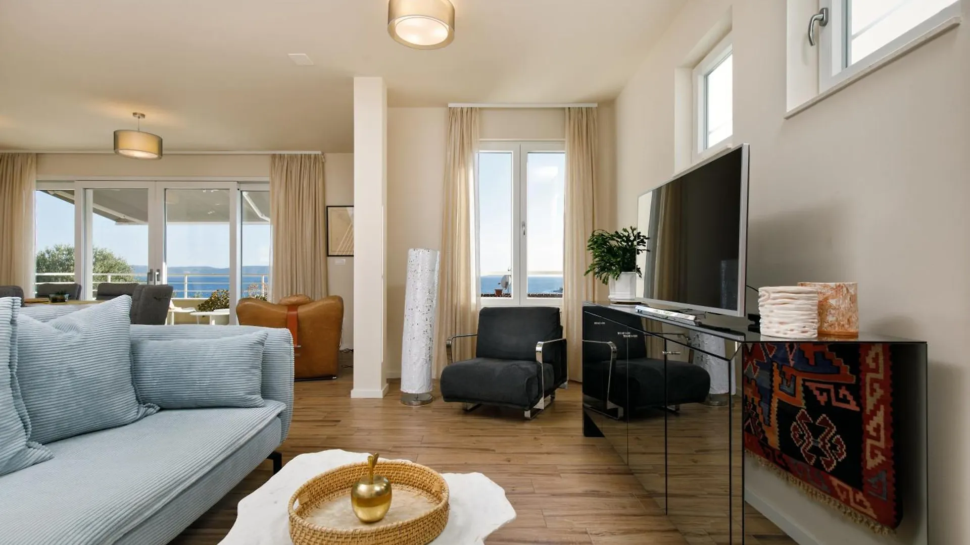 Villa Anadea With Hot Tub Overlooking Sea Trogir