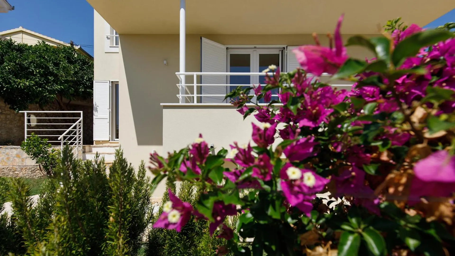 Villa Anadea With Hot Tub Overlooking Sea Trogir