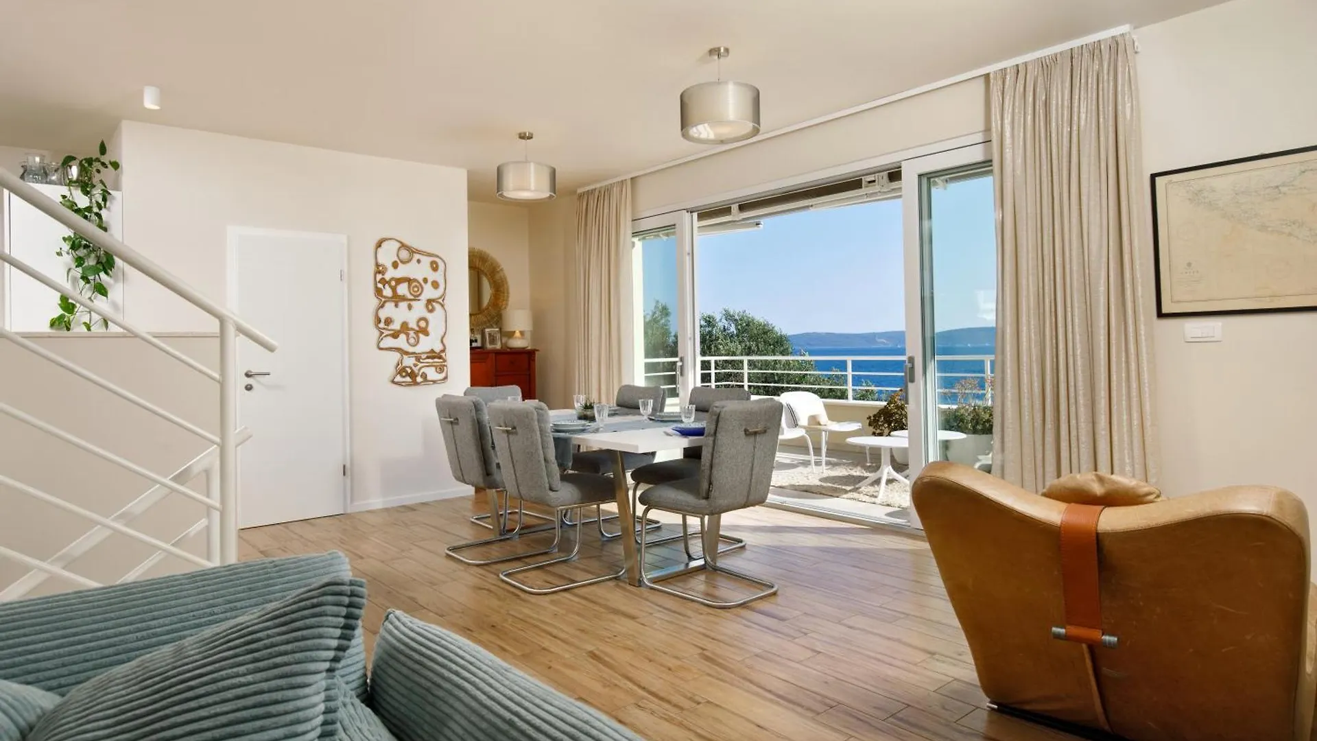 Villa Anadea With Hot Tub Overlooking Sea location